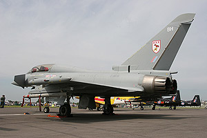 Getting close to the action is what Kemble is all about. Pic by Tony