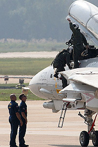 Whadda way to go! Pic by Robin